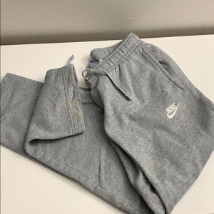 Nike Club sweatpants